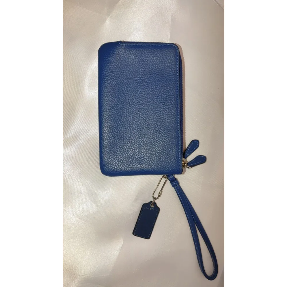 Coach Sadie Pebbled Leather Wristlet